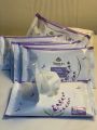 10 sheets of natural fragrance in very beautiful and cute packaging Yardley moisturizing and rejuvenating, fine fragrance wipes, lavender with no alcohol, 10 wipes per packaging.. 