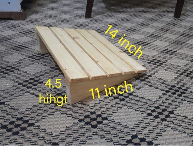 Wooden%20Foot%20rest%20for%20Home%20and%20Office,Under%20Desk%20foot%20rest%20Stool,%20Foot%20relaxation,%20Wooden%20Ergonomic,%20Under%20-Desk%20Foot%20rest%20Stool%20Foot%20-%20Image%203