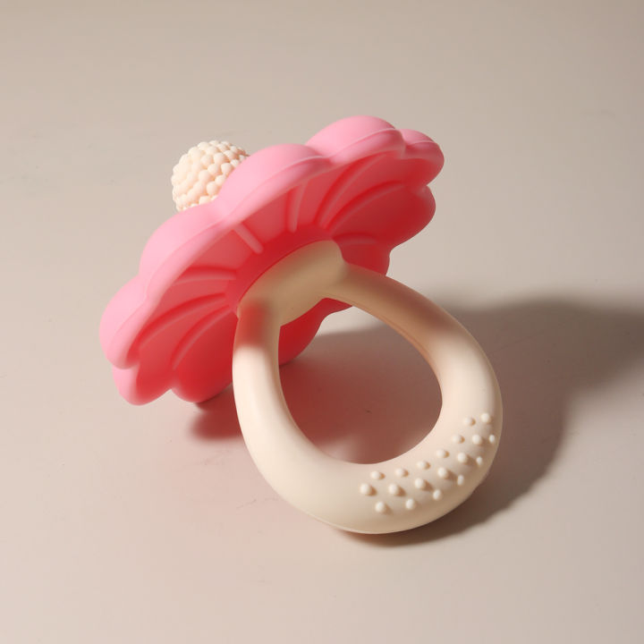 2026%20Hot%20Sale%20Baby%20Flower%20Shape%20Teether%20Silicone%20Pacifier%20Teether%20Big%20Size%20Baby%20BPA%20Free%20Teether%20Toy%20-%20Image%204