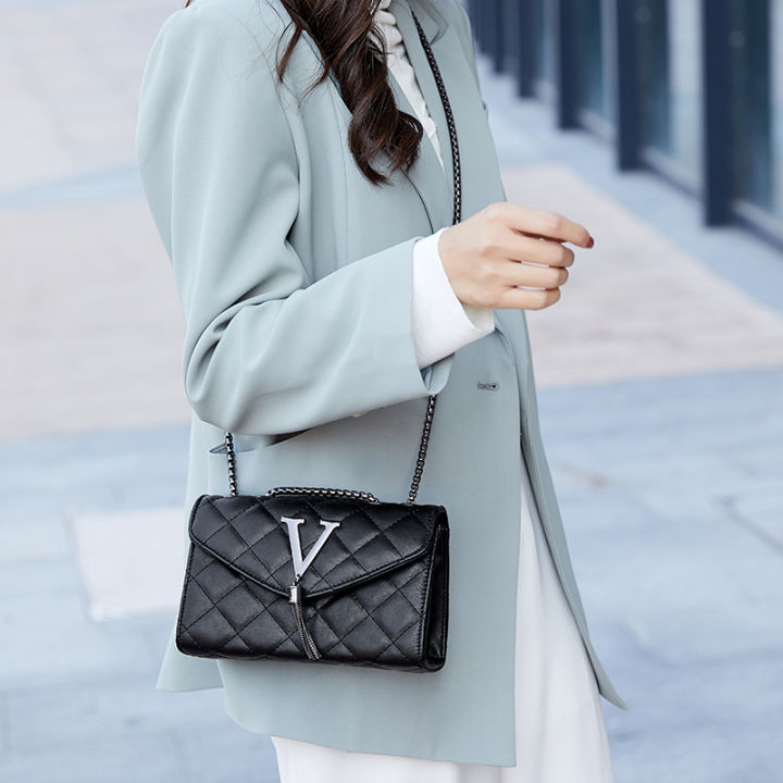 Black%20Luxury%20Handbags%20And%20Purse%20Women%20PU%20Leather%20Messenger%20Shoulder%20Bag%20Plaid%20Female%20Crossbody%20Bag%20Tassel%20Quilted%20%20Brand%20-%20Image%206