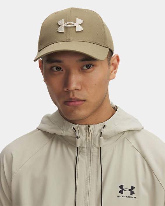 Under%20Armour%20Blitzing%20Low%20Men's%20Adjustable%20Cap%20-%20Image%207