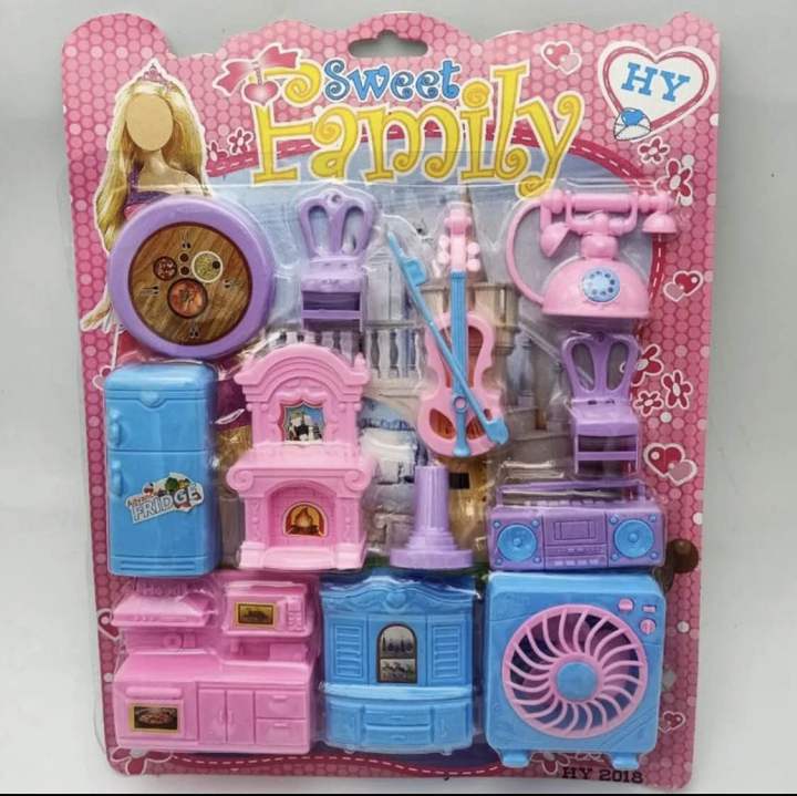 Sweet Family Mini Dollhouse Furniture Toy Set – 12-Piece Pretend Play Household Accessories for Girls