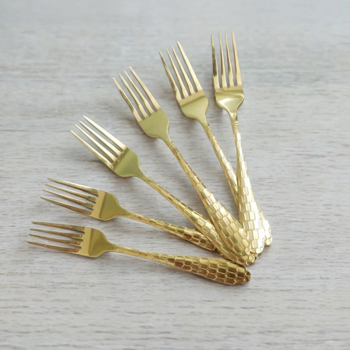6-Piece%20Golden%20Stainless%20Steel%20Fork%20Set%20%E2%80%93%20Luxury%20Printed%20Design%20%7C%20Random%20Design%20-%20Image%203