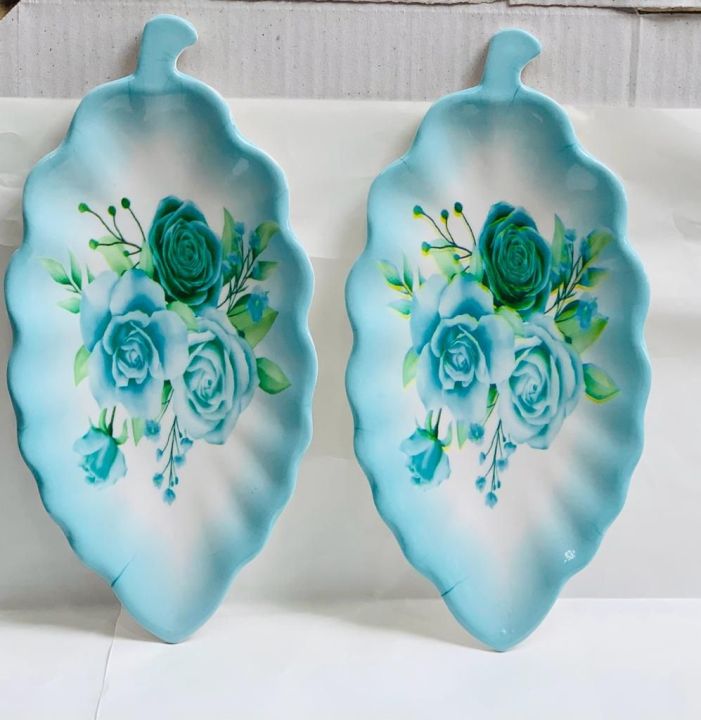 Pack%20of%204%20Melamine%20Leaf%20%F0%9F%8C%BF%20Tray%20For%20Serving%20Food%20and%20salad%20-%20Image%203