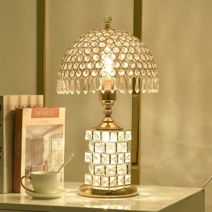 Crystal%20Lamp%20Bedroom%20Light%20Luxury%20Romantic%20European%20Home%20Warm%20Wedding%20Simple%20Modern%20Creative%20Wedding%20Room%20Bedside%20Lamp%20-%20Image%203
