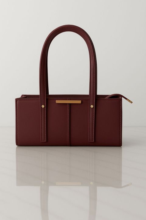 Trendy%20Women%E2%80%99s%20Shoulder%20Bag%20%F0%9F%92%96%20Premium%20Faux%20Leather%20Handbag%20%F0%9F%91%9C%20with%20Gold%20Detailing%20%E2%9C%A8%20Fixed%20Strap%20&%20Top%20Handle%20Carry%20-%20Image%209