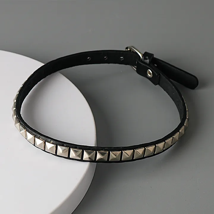 Anime%20Death%20Note%20Necklace%20Misa%20Amane%20Leather%20Choker%20Necklaces%20For%20Men%20Women%20Hip%20Hop%20Punk%20Rivet%20Collar%20Cosplay%20Jewelry%20Gifts%20-%20Image%203