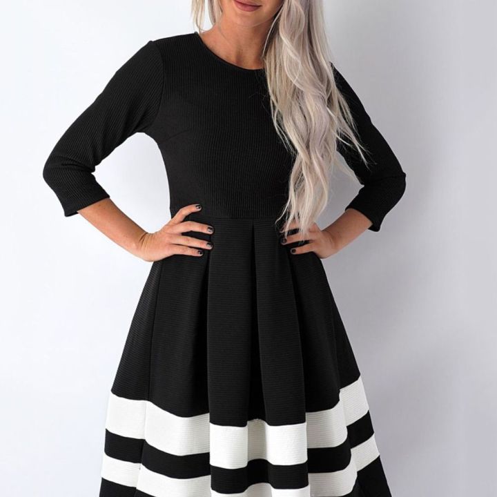 Stylish%20Modern%20sleeve%20frock%20design%20for%20women's%20-%20Image%202