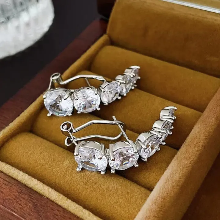 Unique%20Pearl%20Stud%20Earring%20Classic%20Charm%20Women's%20Jewelry%20New%20Fashion%20Exquisite%20Zircon%20Accessories%20Birthday%20and%20Christmas%20Gift%20-%20Image%206
