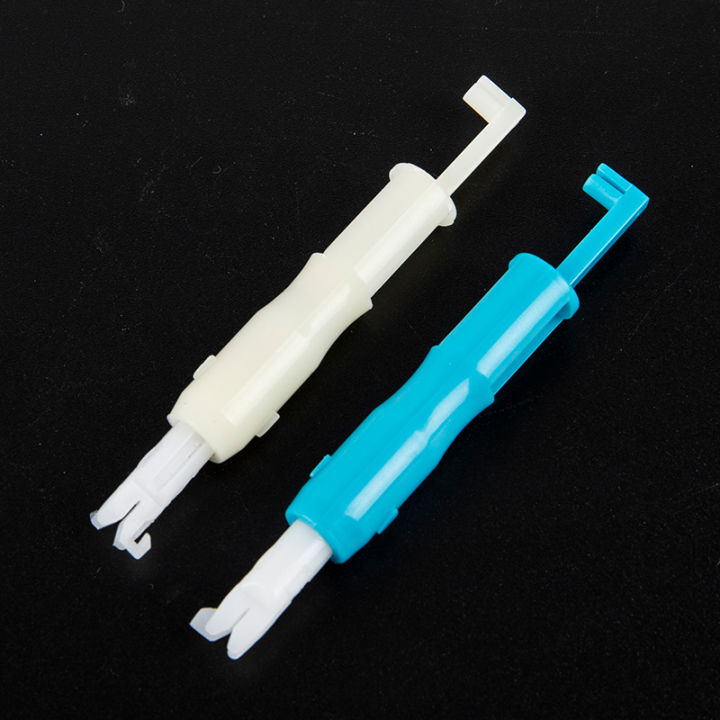 Cross%20Needle%20Stitch%20Threader%20For%20Home%20Machine%20Multifunctional%20Threading%20Tools%20-%20Image%202