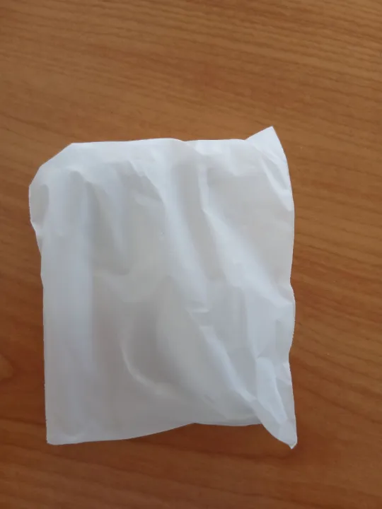 Vdenmenv%20DR26%20wire-controlled%20earphones%20with%20a%203.5mm%20audio%20jack.%20-%20Image%204