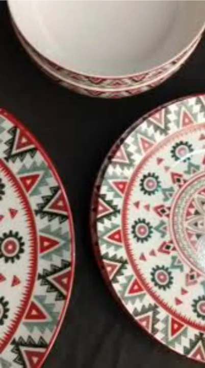 24%20Pieces%20Ariane%20Dinner%20Set%20GREEN%20Design%20-%20Image%203