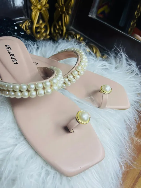 Stylish%20Flat%20unique%20Zellbury%20slide%20having%20Pearls%20match%20on%20top%20%7C%20Sandal%20for%20women%20-%20Image%205