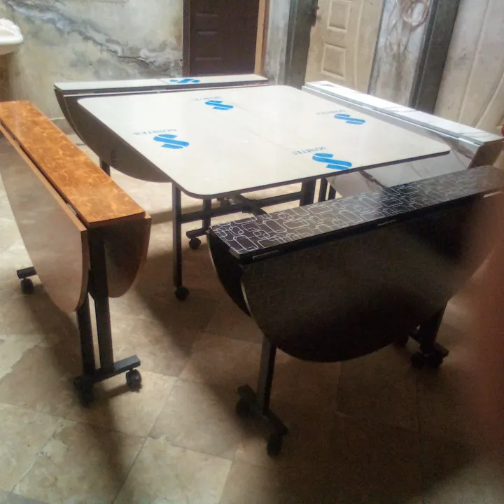 Square%20shape%20tables%20foldable%20feature%20-%20Image%205