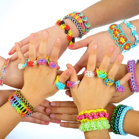 Color%20Western%20European%20Style%20Rubber%20Band%20Knitting%20Machine%20Bracelets%20Loom%20Bands%20Arts%20DIY%20Toys%20Bracelet%20Making%20Kit%20-%20Image%203
