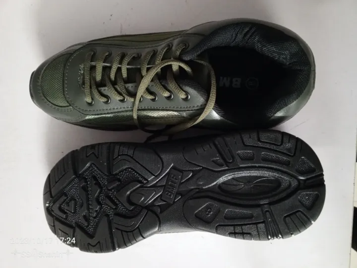 Army%20boots%20for%20man.%20Strong%20and%20Beautiful%20army%20boots%20-%20Image%204