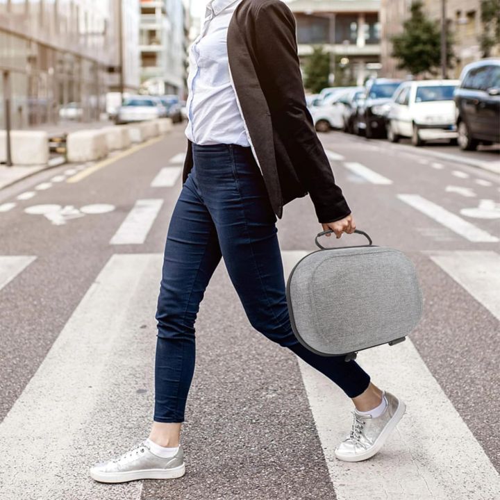 Hard%20Carrying%20Case%20with%20Charging%20Port%20for%20Oculus%20Quest%202/Meta,%20Hard%20Shell%20Carrying%20Travel%20Case%20Storage%20for%20VR%20Gaming%20Accessories%20-%20Image%206