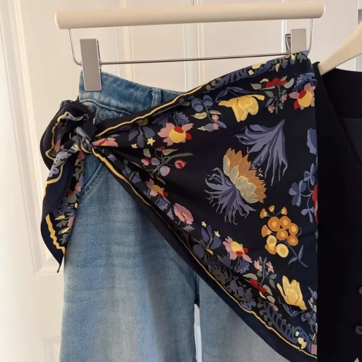 Fashion%20Multi-functional%20Floral%20Triangle%20Scarf%20Matching%20Pants%20Silk%20Satin%20Women's%20Necktie%20Decorative%20Headscarf%20Summer%20-%20Image%204