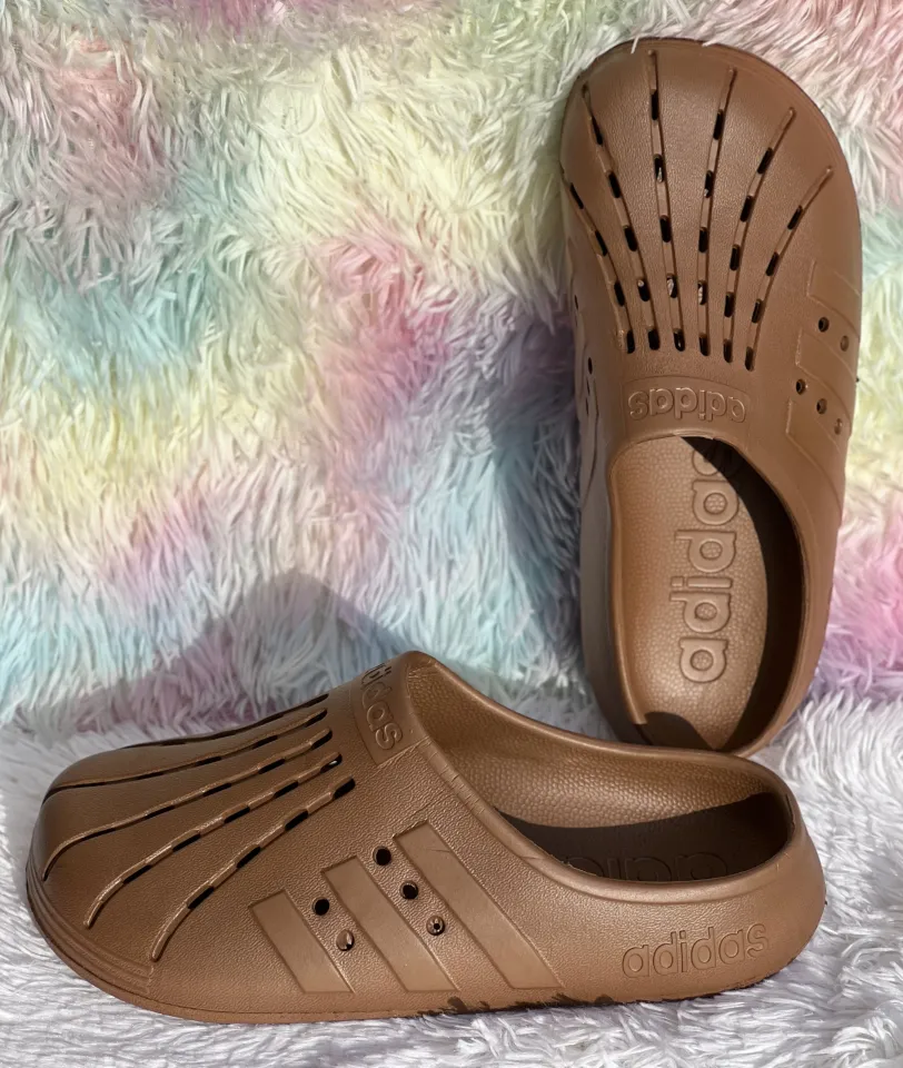 adidas gazelle silver green womens Crocs All-Terrain Atlas Clogs 'Stucco' – Extra Butter