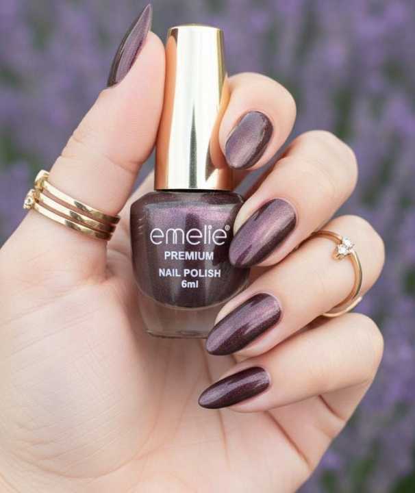 Nail%20paint%20/%20Emelie%20Premium%20Nail%20polish%20/%20Nail%20polish%20/%20various%20Nail%20paint%20colors%20for%20girls%20/%20Nails%20Makeup%20for%20girls%20-%20Image%204
