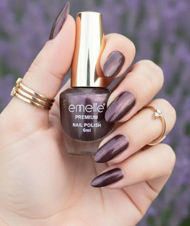 Nail%20paint%20/%20Emelie%20Premium%20Nail%20polish%20/%20Nail%20polish%20/%20various%20Nail%20paint%20colors%20for%20girls%20/%20Nails%20Makeup%20for%20girls%20-%20Image%204