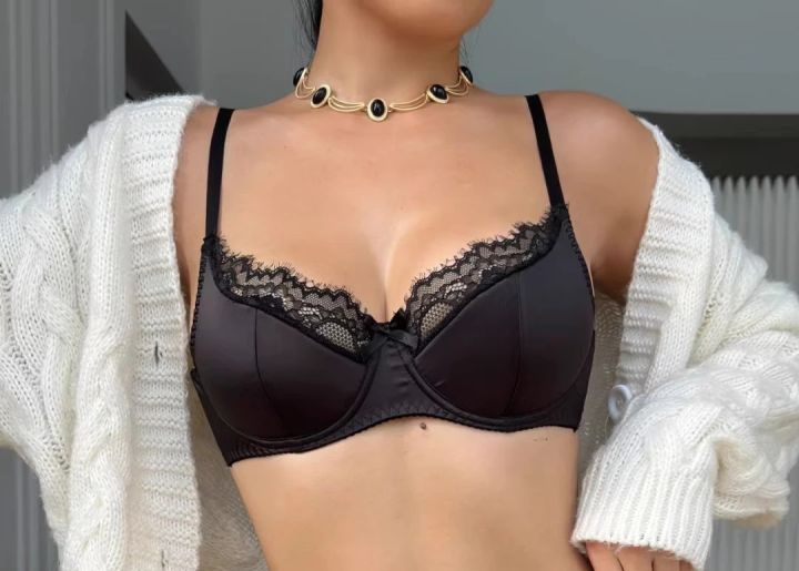 YUQI%20French%20sexiness%20Red%20Wedding%20Night%20Lingerie%20Bra%20Set%7C%20Zodiac%20Year%20Lace%20Bralette,%20Thin%20Adjustable%20&%20Cinched%20for%20Small%20Chest%20-%20Image%207