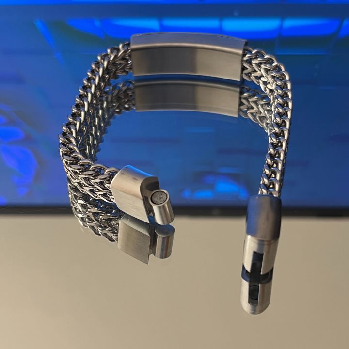 Silver-Colored%20Stainless%20Steel%20Men's%20Bracelet%20-%20Image%204