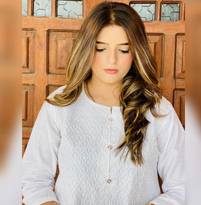 Chikankari%20Kurti%20for%20Girls%20New%20-%20Image%205