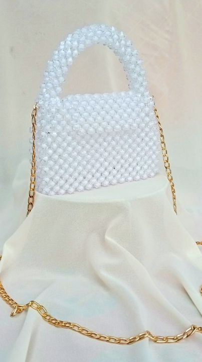 Milky%20beaded%20bag%20%7C%20handwoven%20handbag%20%7C%20crossbody%20bag%20-%20Image%202