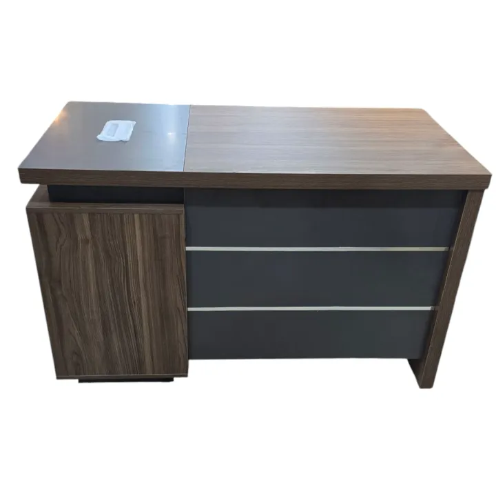 1.2%20m%20Scratchproof%20MDF%20Fancy%20Home/Office%20Desk%20-%20Image%202