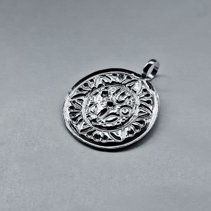 875%20Sterling%20Silver%20emboss%20Water%20lily%20round%20shape%20pendant%20panchayudha.%20-%20Image%202