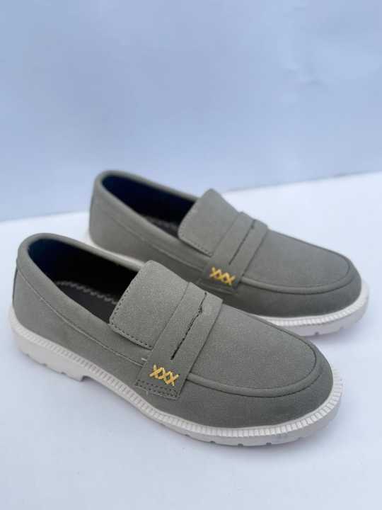 Trending Fashionable Loafers for Men
