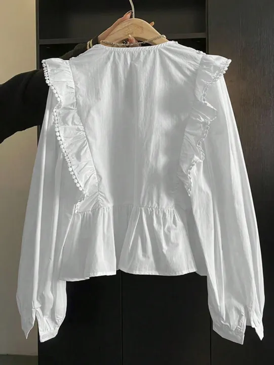 Plus%20Size%202025%20Autumn%20New%20Arrivals%20Women's%20Casual%20Solid-Colour%20Lace-Panel%20Ruffled%20Long-Sleeved%20Top%20Fashionable%20and%20Elegant%20-%20Image%203