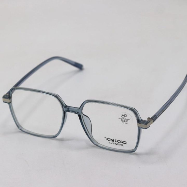 Tom%20Ford%20frame%20prescription%20glasses%20white%20colour%20unique%20shape%20-%20Image%205
