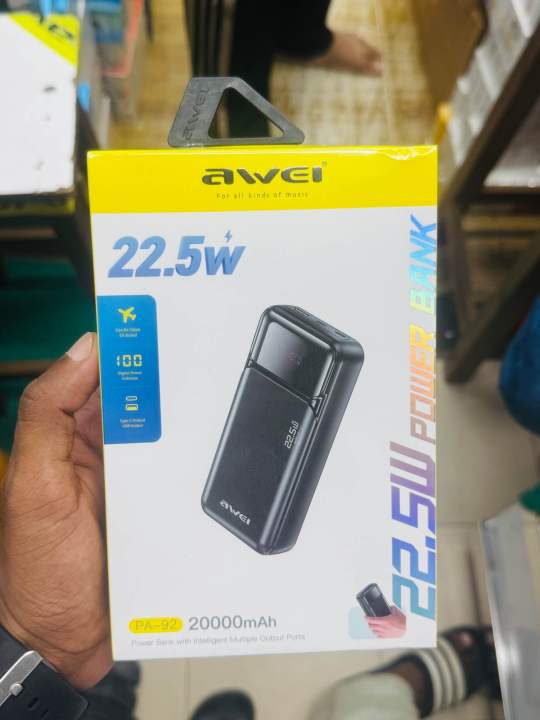 Awei%20PA-92%2020000mAh%2022.5W%20Fast%20Charging%20Power%20Bank%20with%20Digital%20Display%20%7C%20USB%20+%20Type-C%20Output%20%7C%20Portable%20Fast%20Charger%20%7C%20Black%20-%20Image%204