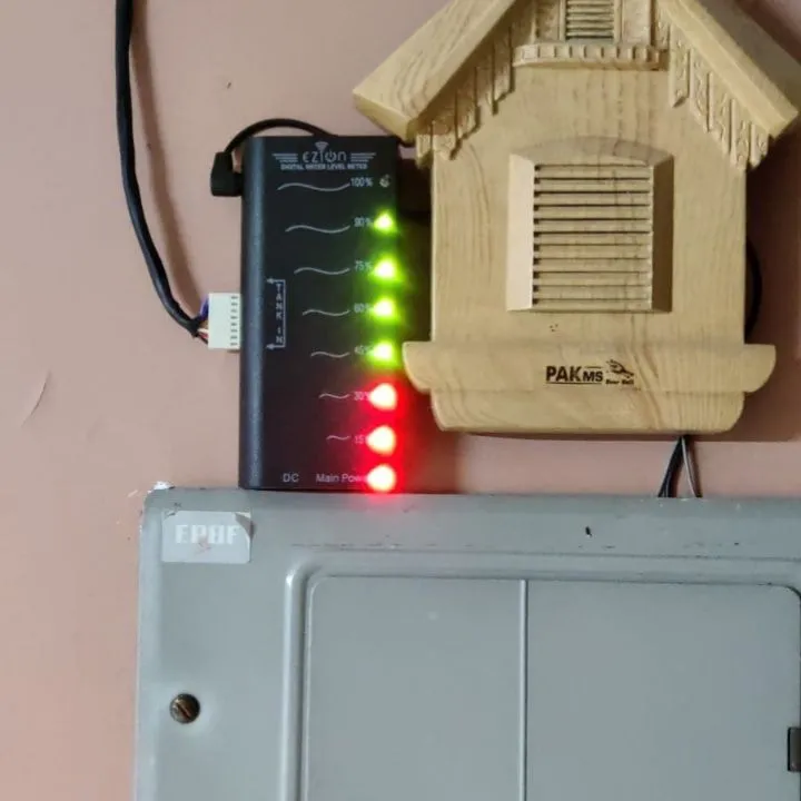 Ezion%20Water%20Tank%20Level%20Meter%20with%208%20Aluminum%20Sensors%20%E2%80%93%20Multi-Level%20Monitoring%20for%20Accurate%20&%20Rust-Free%20Water%20Detection%20-%20Image%203