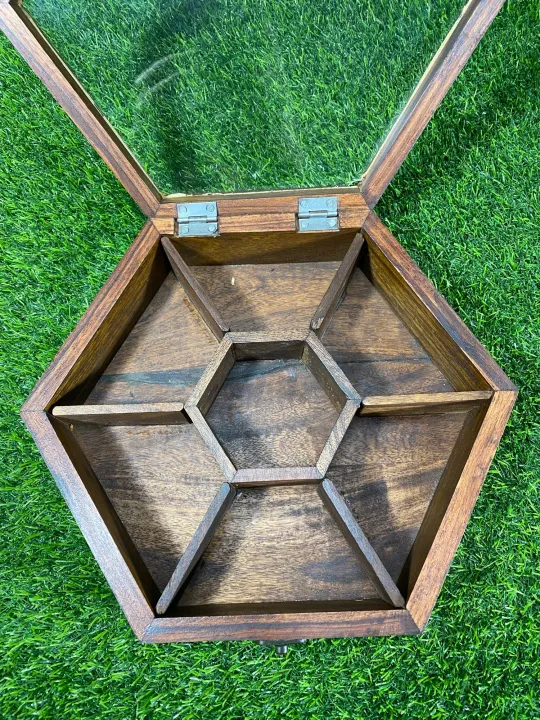 Wooden%20masala%20box%20with%207%20large%20portions%2010%E2%9C%96%EF%B8%8F10%20inches%20box%20with%20beautiful%20new%20shape%20-%20Image%203