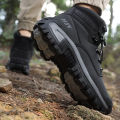 High-Top Leather Men's Boots Breathable Desert Combat Boots Outdoor Non-slip Hiking Boots Men Motorcycle Boots Work Ankle Boots.