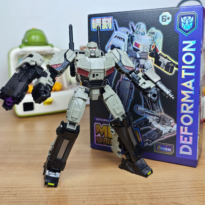 JINGKE Transformation One MGTANK Action Figures robot Toys KO ss114 18cm Toy