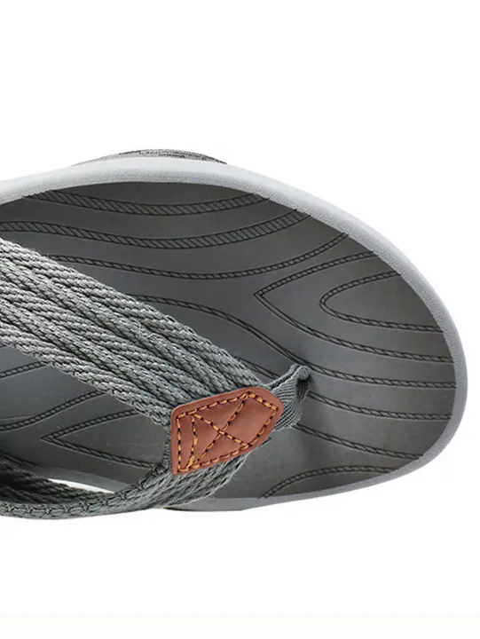 Men's%20Flip%20Flops%20Summer%20Beach%20Flip%20Flops%20Men's%20Fashionable%20Breathable%20Casual%20Men's%20Beach%20Slippers%20Summer%20Outdoor%20-%20Image%204