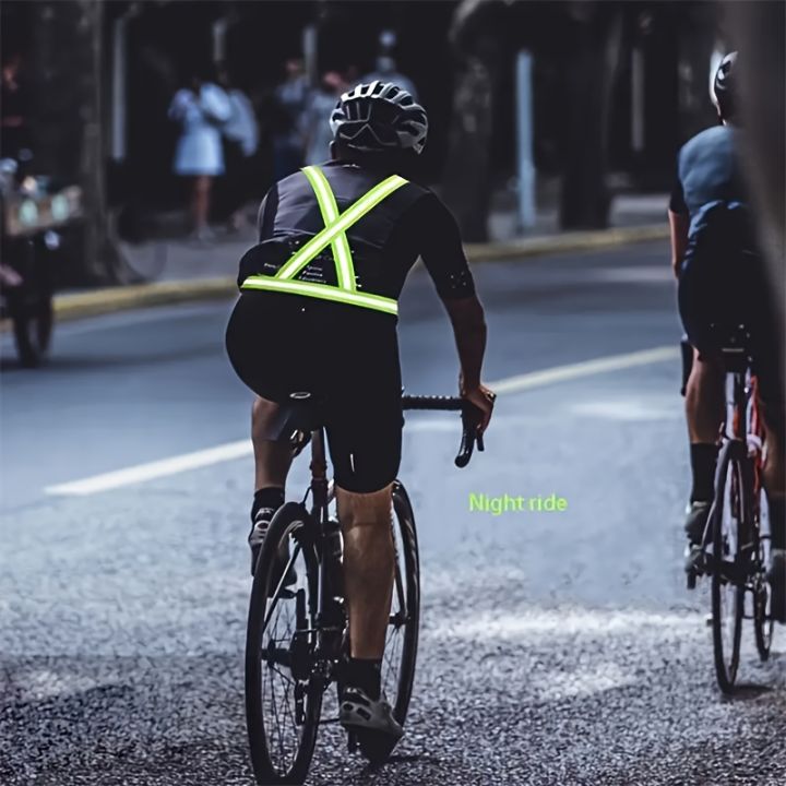 1Pc%20Adjustable%20Reflective%20Safety%20Vest%20with%202Pcs%20Reflective%20Bands%20-%20Bright%20Green%20&%20Yellow%20Reflective%20Strips,%20Breathable%20Spandex%20-%20Image%206