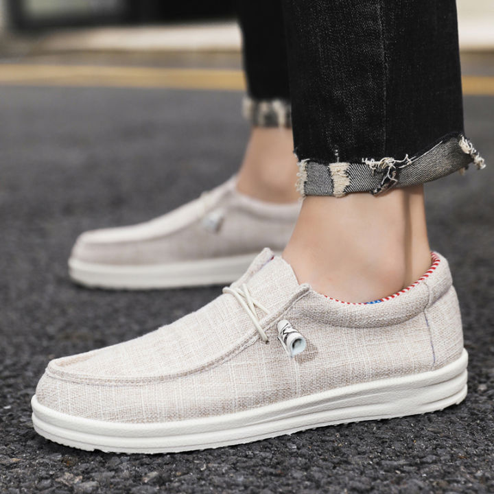 Men's%20loafers%20-%20A%20comfortable,%20stylish%20and%20breathable%20fabric%20shoe%20style,%20suitable%20for%20both%20business%20and%20casual%20occasions,%20and%20an%20-%20Image%205