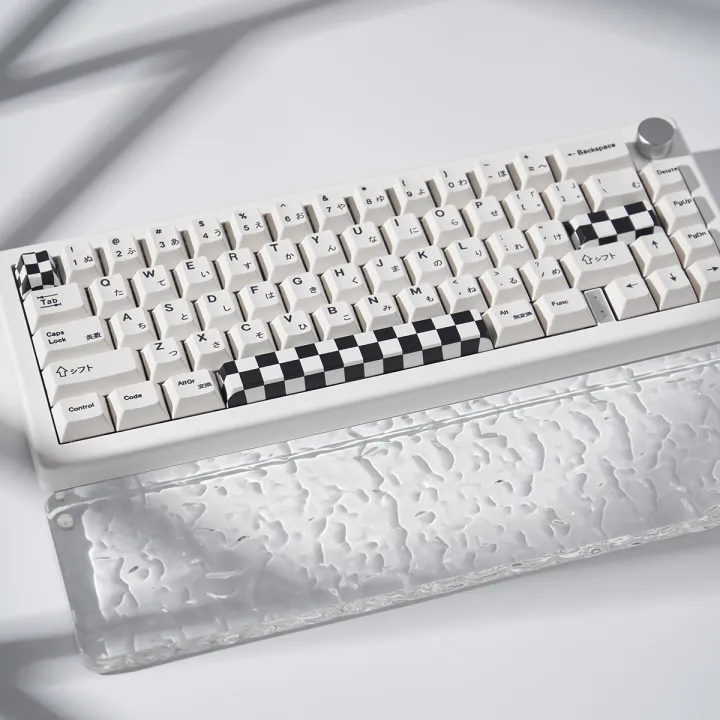 Black%20PBT%20Keycaps%204PCS%20Keycaps%20Cherry%20Profile%20Dye-Sub%20Keycaps%20Space%20Bar%206.25U%20ESC%20Enter%20Keycap%20For%20Mechanical%20Keyboard%20-%20Image%203