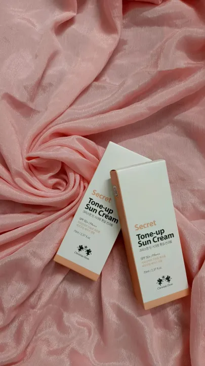 Christian%20Dean%20Secret%20Tone%20Up%20Sun%20Cream%20-%2070ml%20-%20Image%202