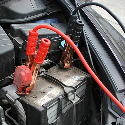 Jumper%20Cables%20for%20Car%20Battery,%20Heavy%20Duty%20Automotive%20Booster%20Cables%20for%20Jump%20Starting%20Dead%20or%20Weak%20Batteries%20-%20Image%202
