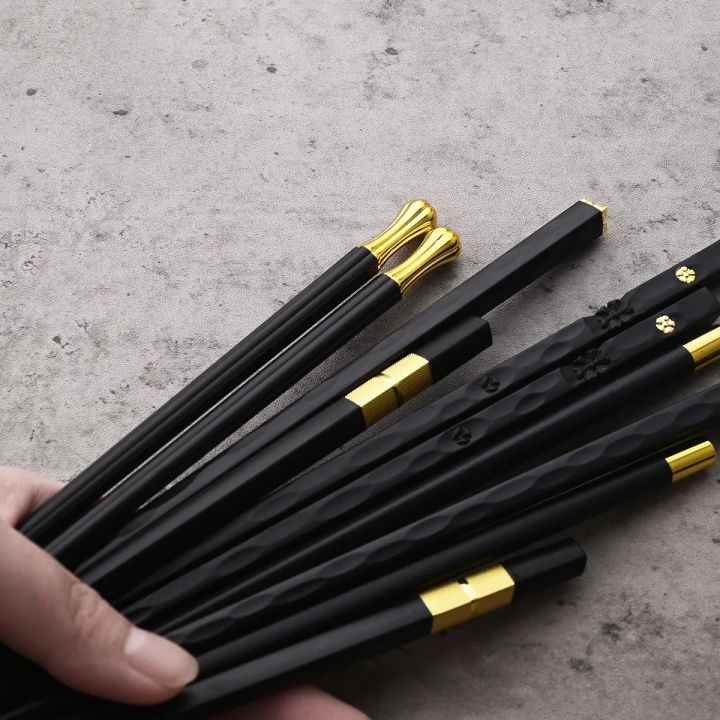 5%20Pairs%20Janpanese%20Reusable%20Chopsticks%20Black%20Sushi%20Sticks%20For%20Food%20Noodles%20Alloy%20Chinese%20Korean%20Chopsticks%20Kitchen%20Tableware%20-%20Image%204