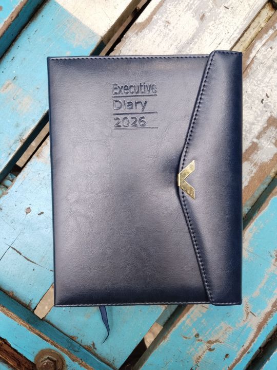 One%20Date%20V%20Magnet%20Button%20Diary%202026%20For%20Official%20And%20Gifting%20-%20Image%204