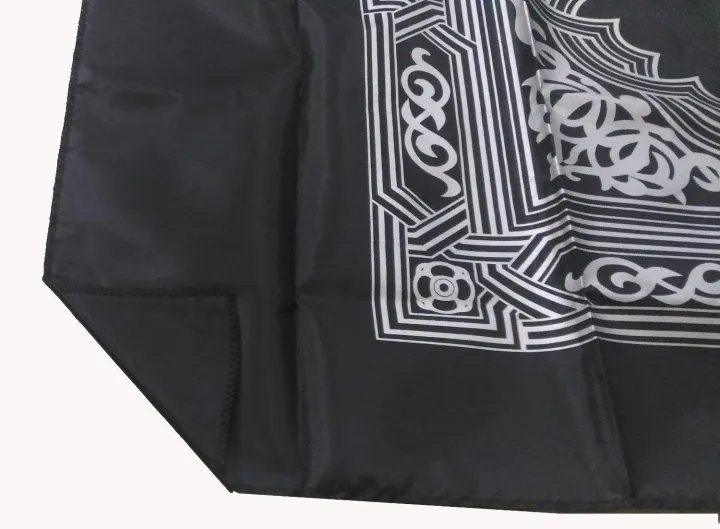 Long%20Pocket%20Prayer%20Mat%20Portable%20Travel%20Friendly%20Musallah%20With%20Qibla%20Finder%20Compass%20Musalla%20Travel%20Prayer%20Mat%20Carpet%20-%20Image%203