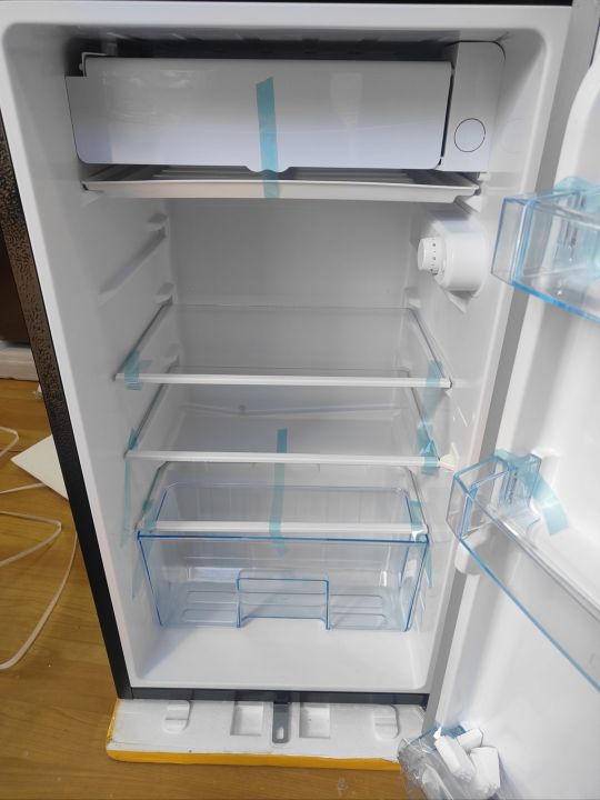 refrigerator%20-%20Image%202