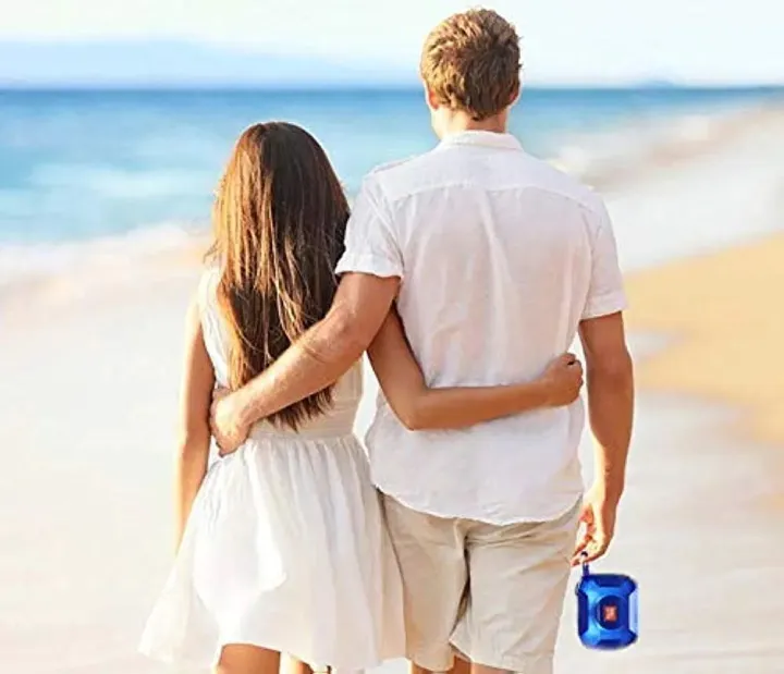 A005%20Bluetooth%20speaker%20with%20high%20bass%20-%20Image%204